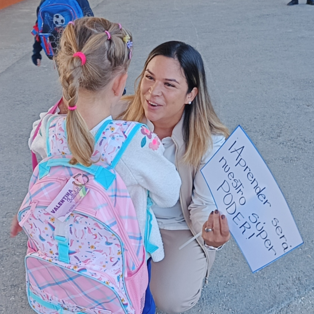 El Peñón dio la bienvenida al año escolar 2026-2027 Bienvenido el año escolar en El Peñón