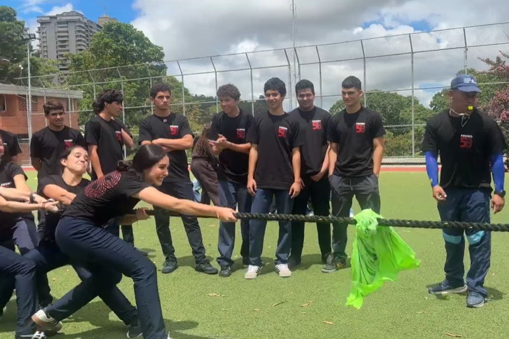 El Peñón dio la bienvenida al año escolar 2026-2027 Promo 58 inician año escolar con juegos y diversión